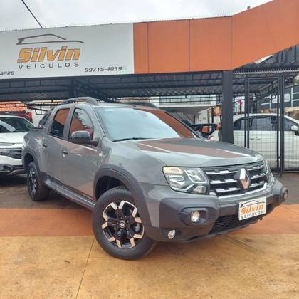 RENAULT OROCH 1.3 TCE FLEX OUTSIDER X-TRONIC RENAULT OROCH 1.3 TCE FLEX OUTSIDER X-TRONIC